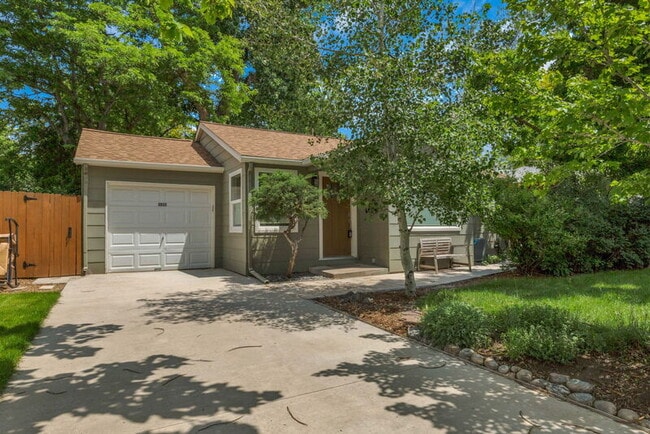 Photo - 3032 S Corona St Casa