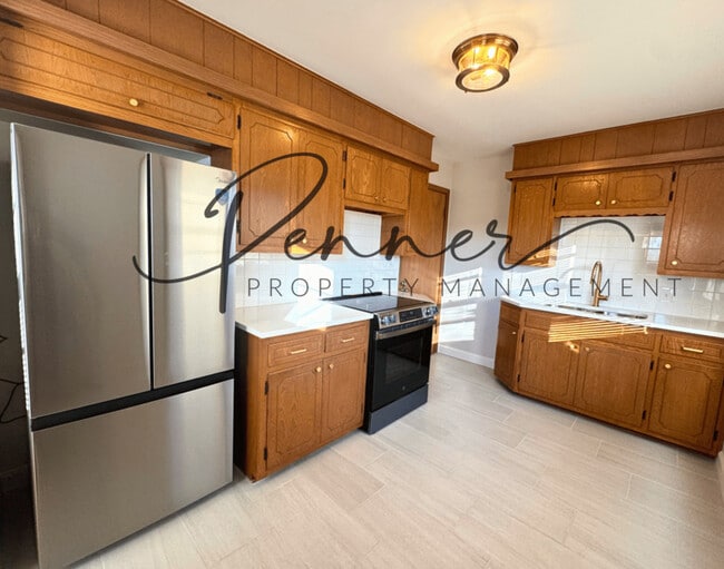 Photo - 807 NE Magellan Ave