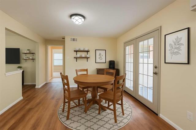 Photo - 611 Vernet St