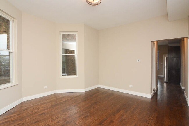 Photo - 2637 W Potomac Ave Apartments Unit 3