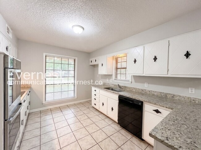 Photo - 3409 Kettlebrook Cove