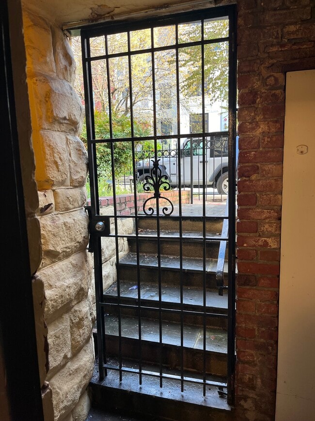 Photo - 1451 Harvard St NW Unit 1