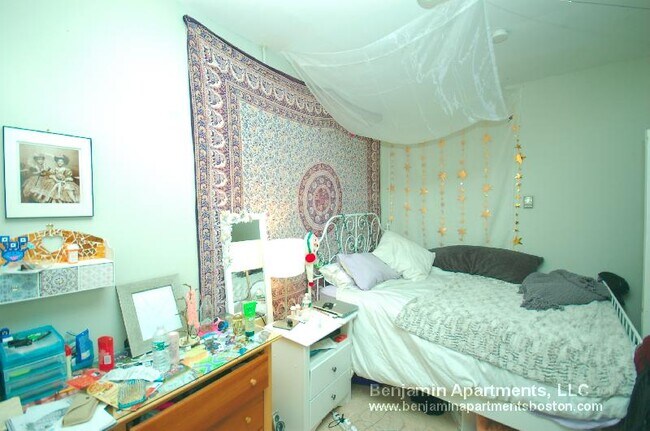 Photo - 883 Huntington Ave Unit 6