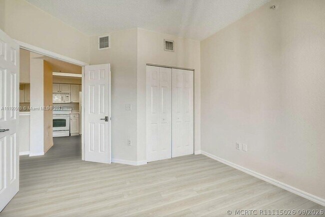 Photo - 3018 Alcazar Pl Unit 103