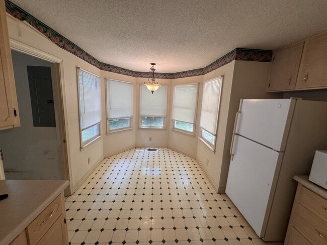 Photo - 112 Oak Leaf Cir