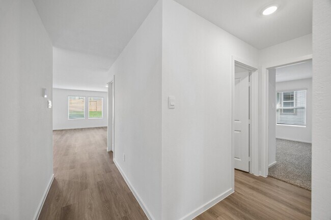 Photo - 11822 Serena's Song Dr