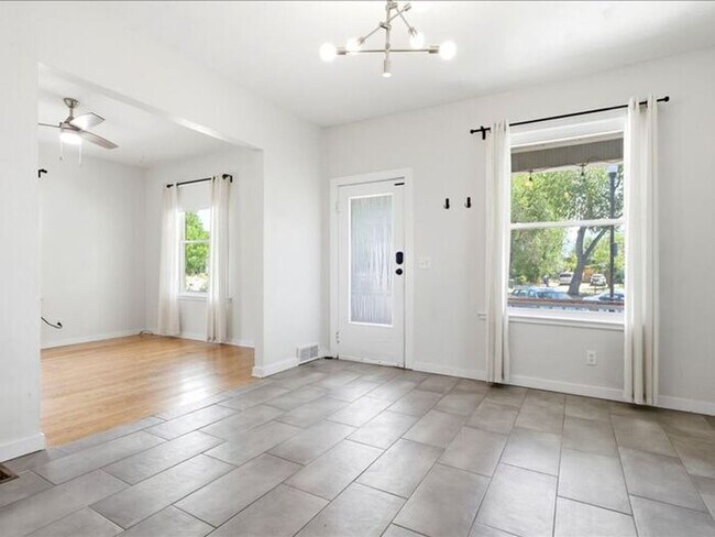 Salt Lake Central: large 3 bedroom, 2 bath + office