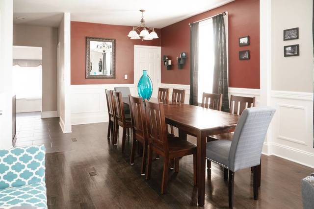 Photo - 3835 N Western Ave