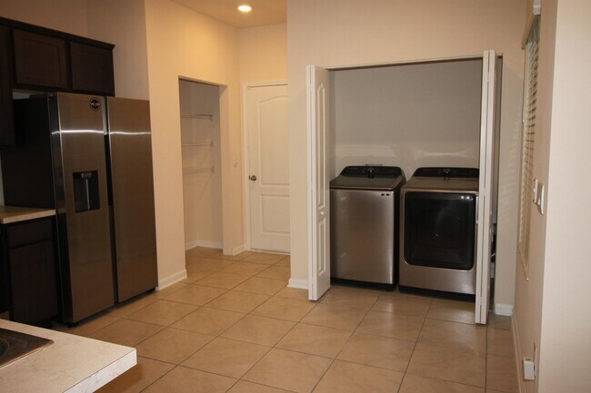 Photo - 7695 Legacy Trl