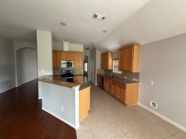 Photo - 18419 S Raven Shore Dr