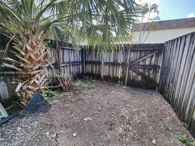 Photo - 4719 NW 9th Dr