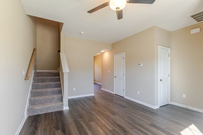 357 Bordeaux Dr