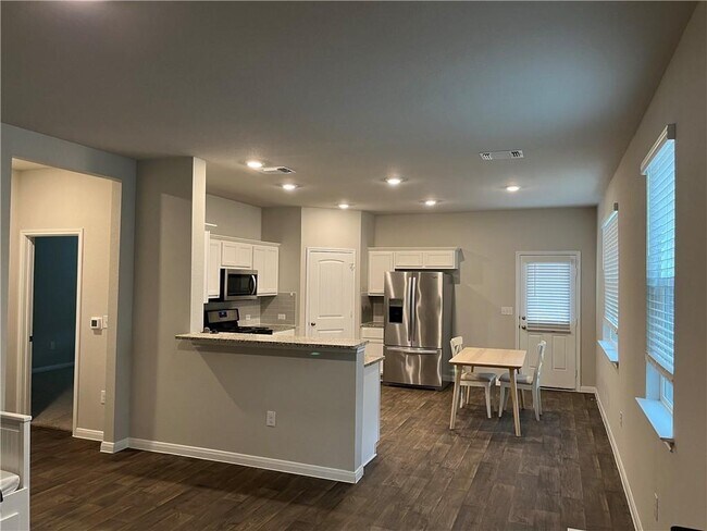 Photo - 14010 Levy Ln