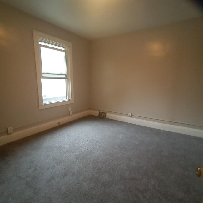 Photo - 126 Dawes Ave