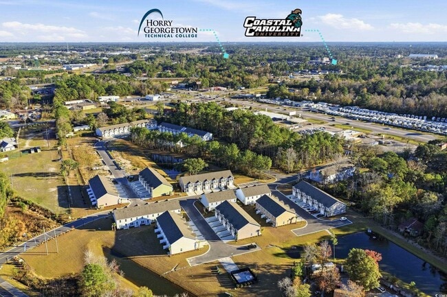 Photo - 322 Honeystone St