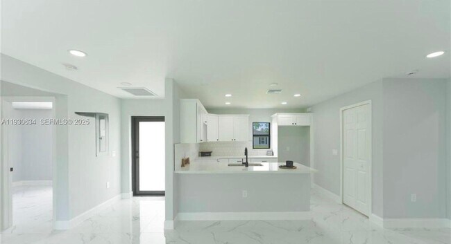 Photo - 761 Kirkman Ave