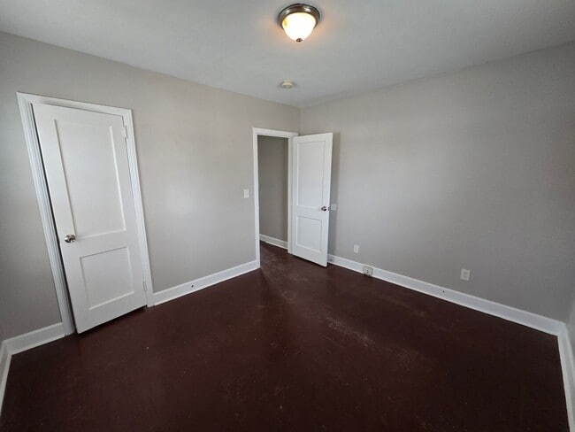 Photo - 3-4 Bed 1.5 Bath -25th Street West -Birmingham, Alabama
