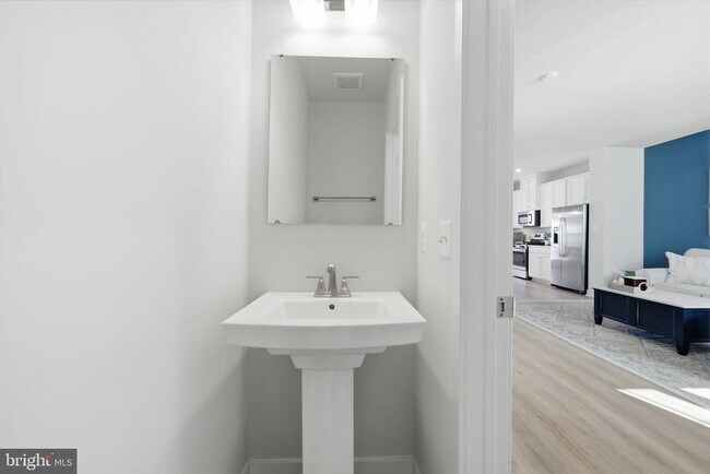 Photo - 223 Edwin Rd