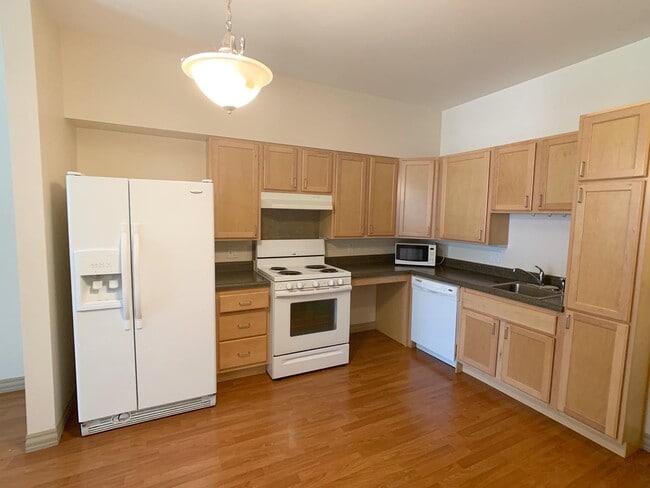 Photo - Fairview Village