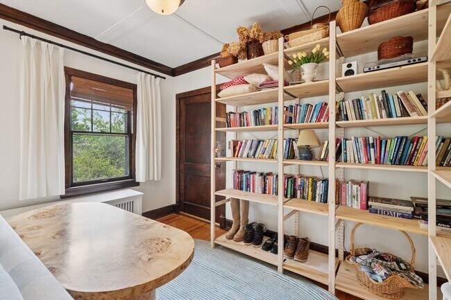 5005 Oliver Ave S Unit 2