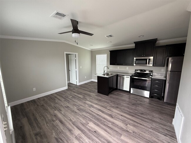 Building Photo - 3114 Shady Creek Ln