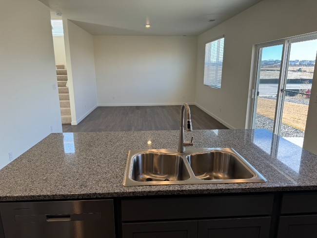 Photo - 6054 Holstein Dr