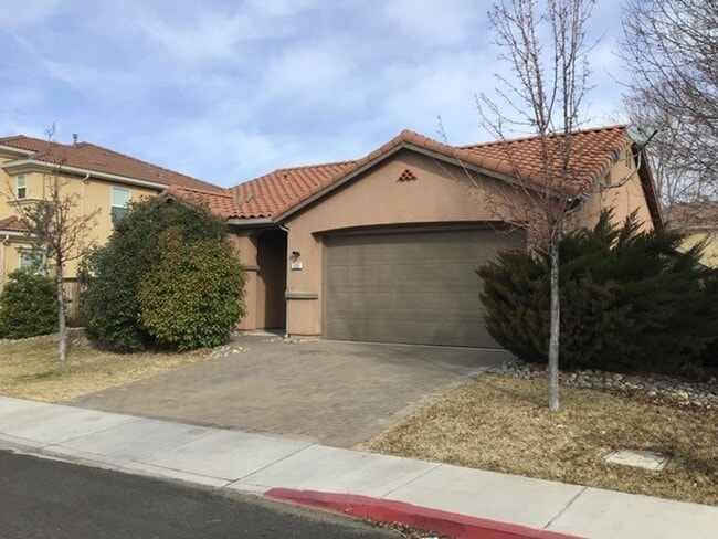 Building Photo - <b>3 Bedroom plus Den 2 Bath So. Reno Home<br><br> Unit 525 Luciana Dr. Reno, NV 89521