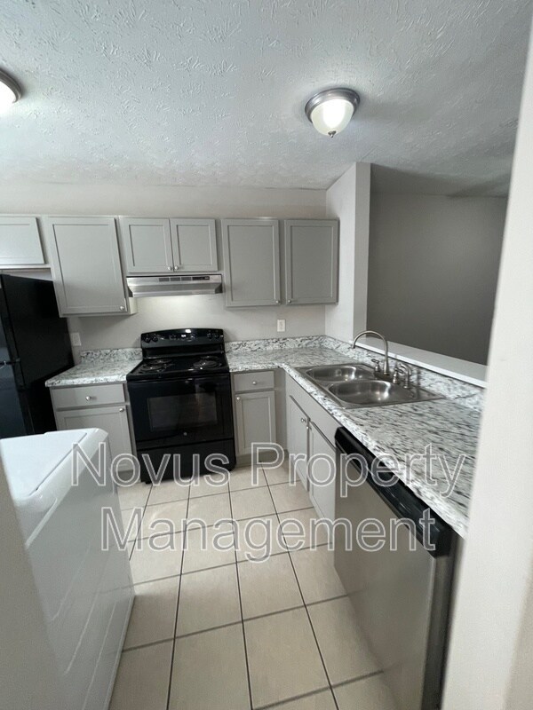 Photo - 761 South St