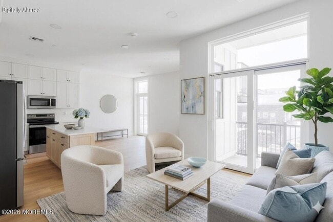 9 Wharf Ave Unit 2