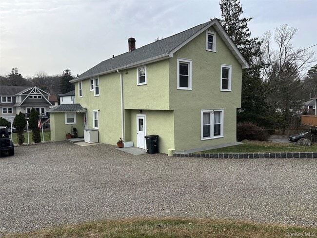 Building Photo - 3 W Sunnyside Ln Unit 2