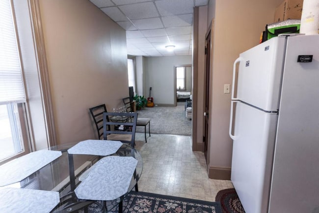 Photo - 534 S Market St Unit 202