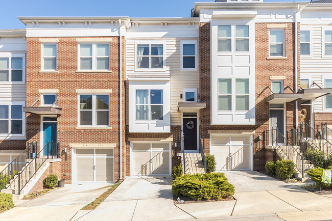 Photo - 42674 Orefield Terrace Townhome