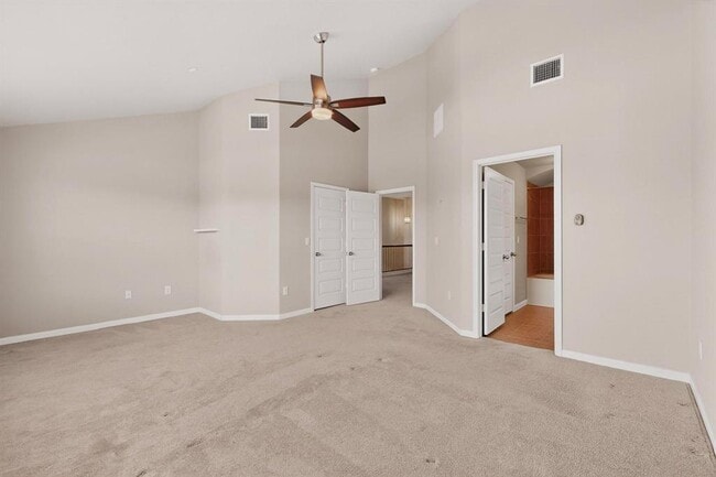 Photo - 1620 Bryant Dr Unit 2701