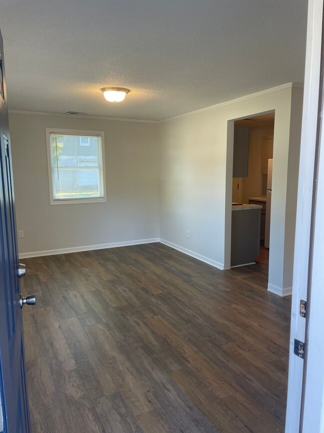 Photo - 5799 Sledge St Unidad A