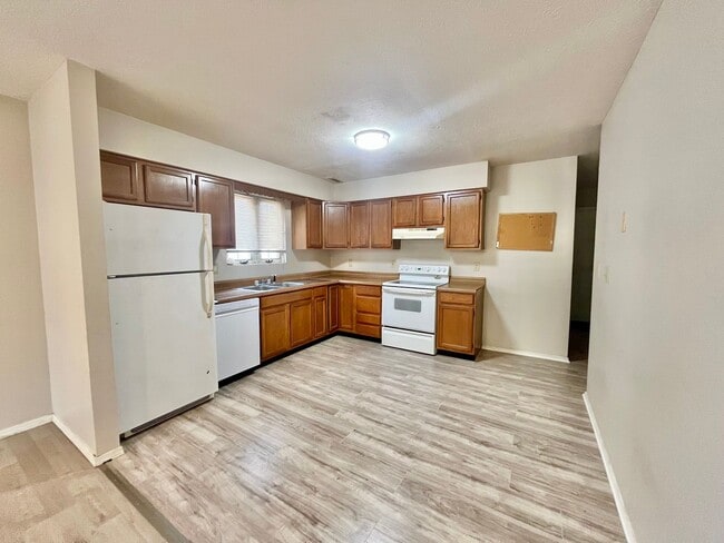 Photo - 708 Douglas St Apartment Unit 1