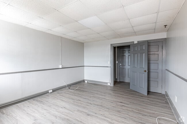 1BR, 1BA - Bedroom