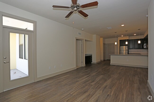 2BR, 2BA - 1,155 SF 2A - Living
