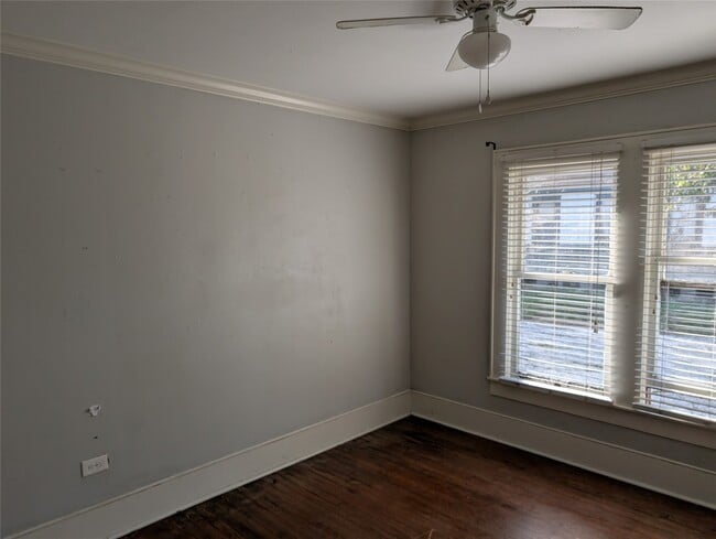 Photo - 510 W Lang St