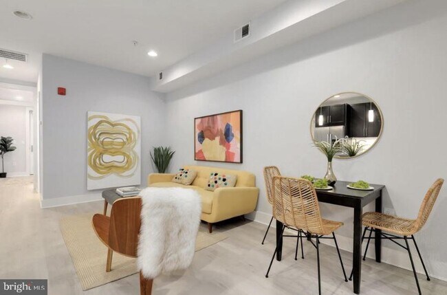 Photo - 1700 Euclid St NW Unit A-1