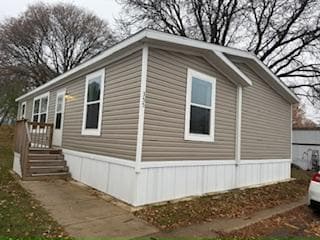 Building Photo - 355 Raven Ln