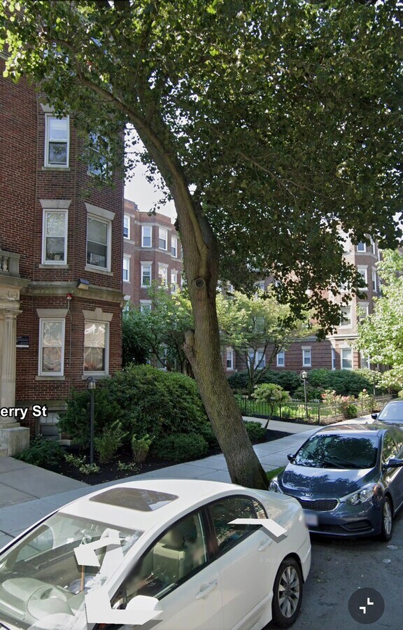 Photo - 100 Queensberry St