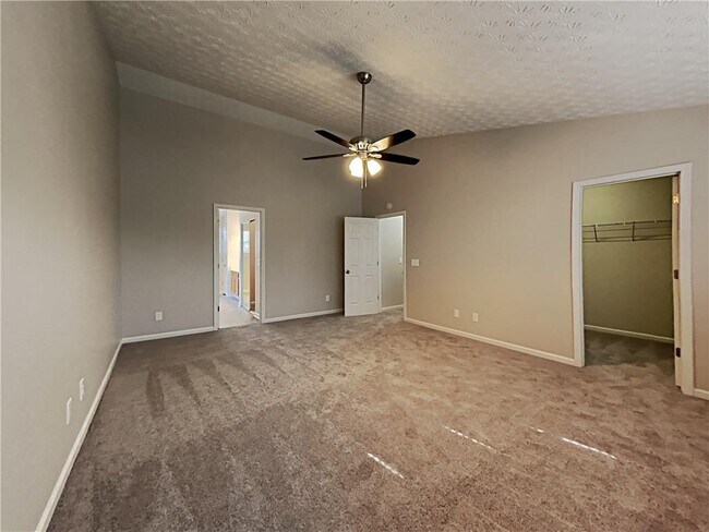 Photo - 227 Weatherstone Pointe Dr