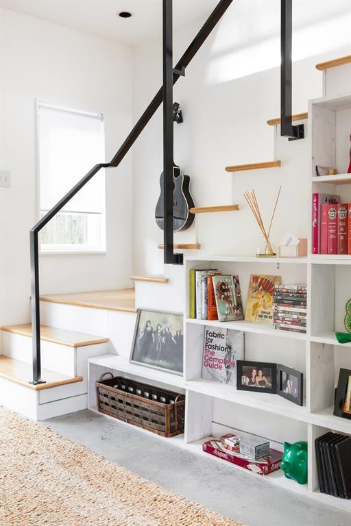 Photo - 1017 Milam Pl