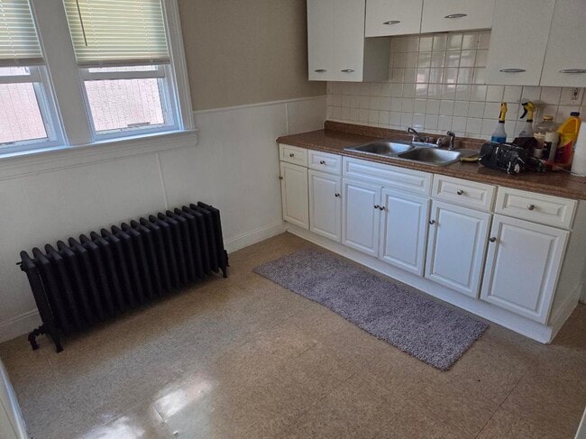 Building Photo - 2667 Broadway St Unit 2 Rental