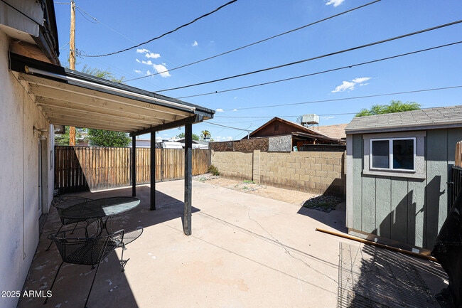 Photo - 1614 E Roma Ave