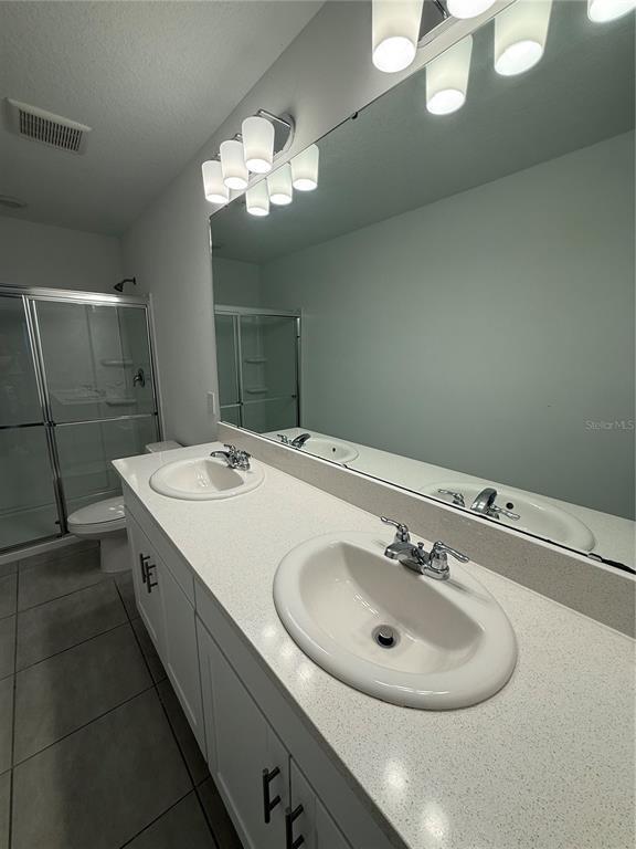 Photo - 3326 Composition St