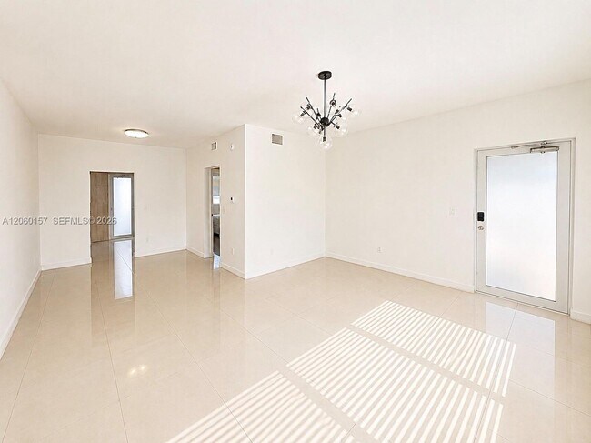 Photo - 1027 94th St Unit 7