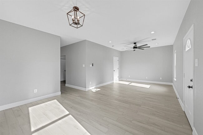 Photo - 12009 Meadowgreen St