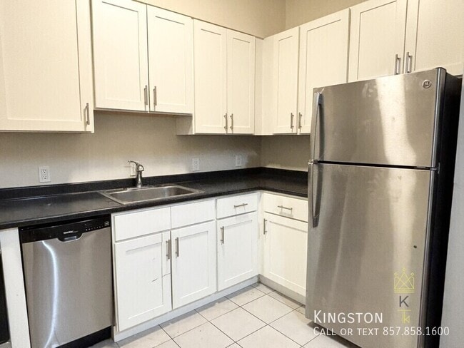 Building Photo - 183 Winthrop Rd Unit 3R