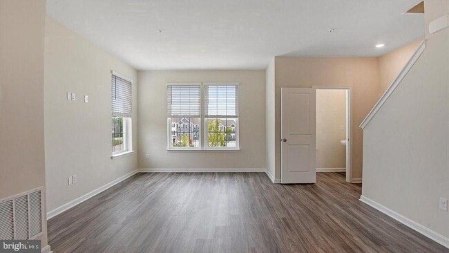 Photo - 1927 Fauna Dr